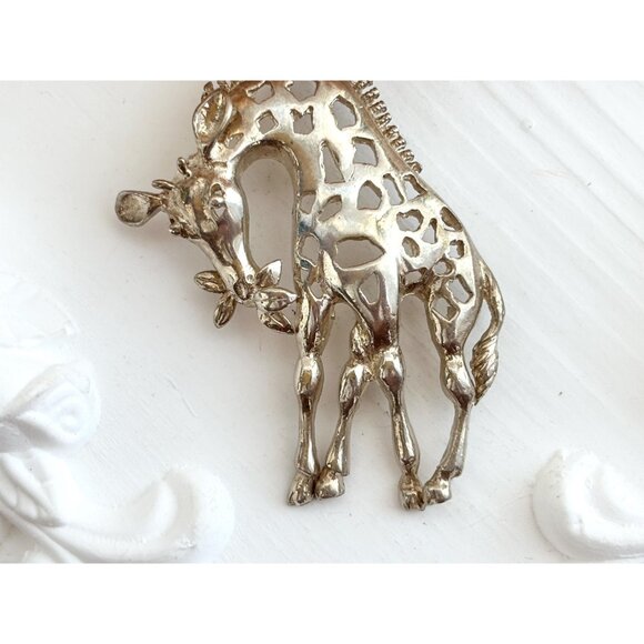 Sterling Silver Hand Wrought Cutout Giraffe Figural Jumbo Vintage Pendant - Picture 3 of 10